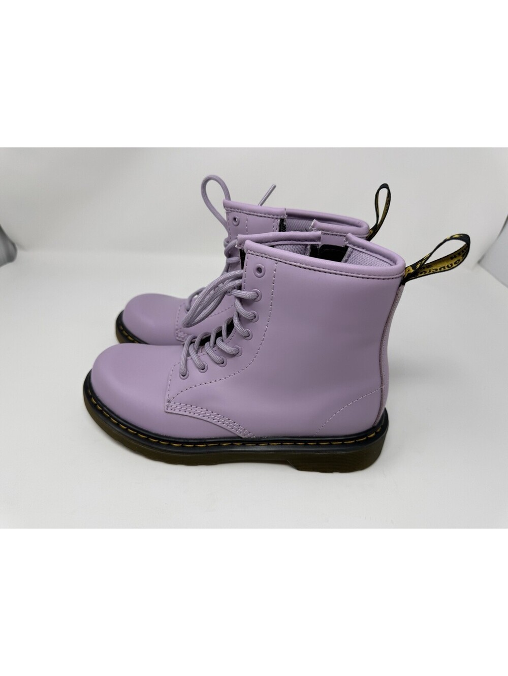Dr. Marten's 1460 Junior Boots, Big Girls- LILAC- Size 3 (US) Doc Marten